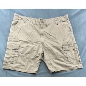 Wrangler Authentics Khaki Cargo Shorts Mens 46 x 9 Summer Casual Pockets